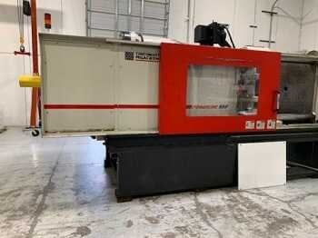 Cincinnati Milacron Powerline 550 ton electric injection molding machine