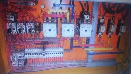 Windsor 850 Ton Injection Moulding Machine-3
