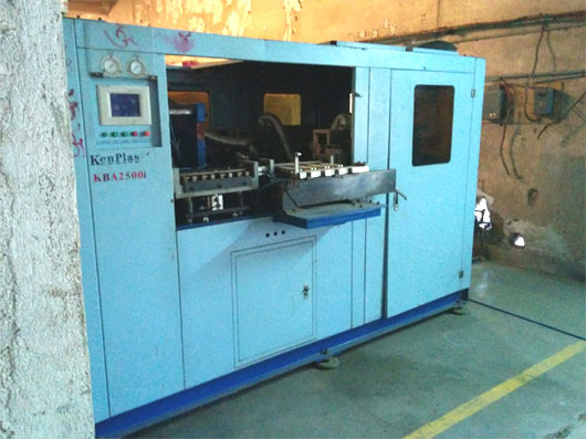 Automatic Blow Moulding Machine-3