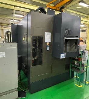 Makino F5 Precision Vertical Machining Center -3