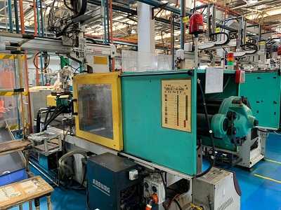 100 Ton Injection Molding Machine-1