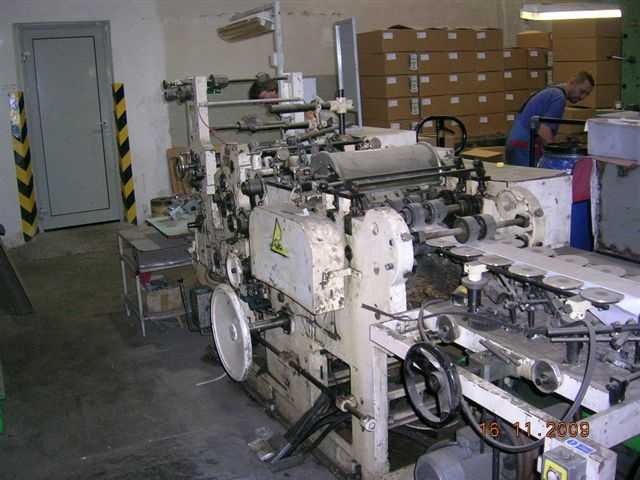 2-UM-13598