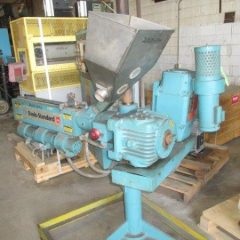 1.25" Davis Standard pedestal mounted extruder-2