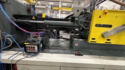 Battenfeld 450 Ton Injection Molding Machine :4