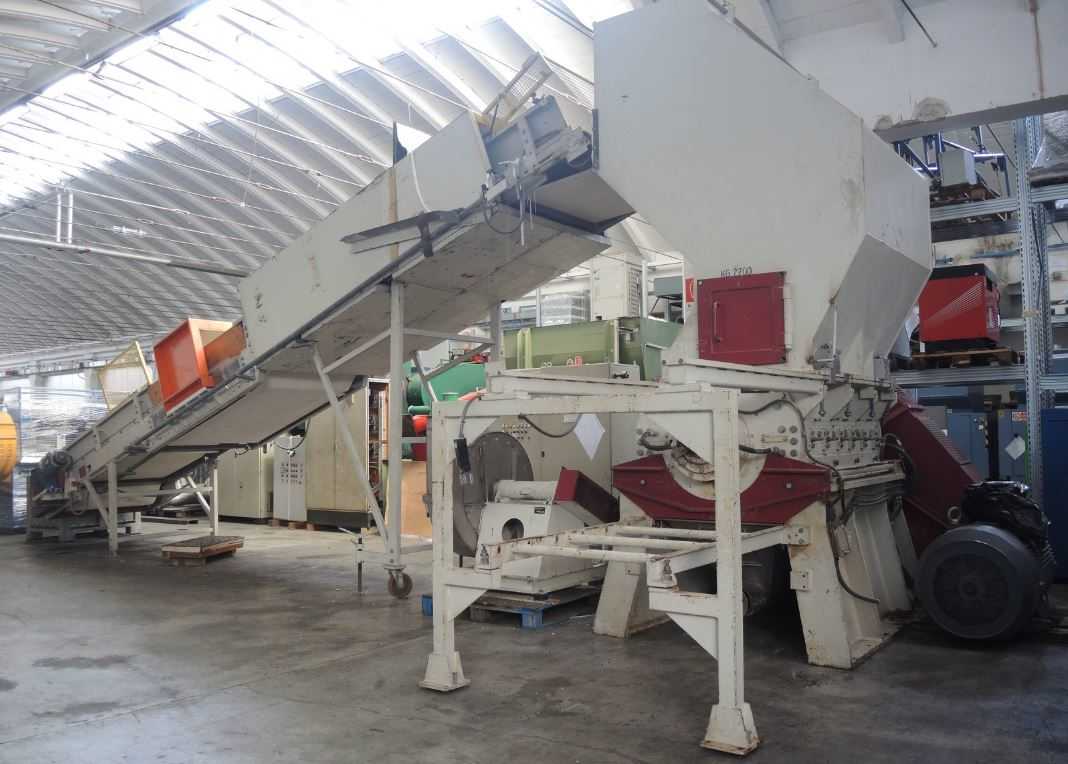 um-16203-1