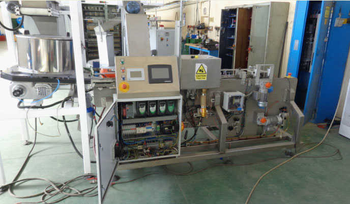 Compression Moulding Machine- 4
