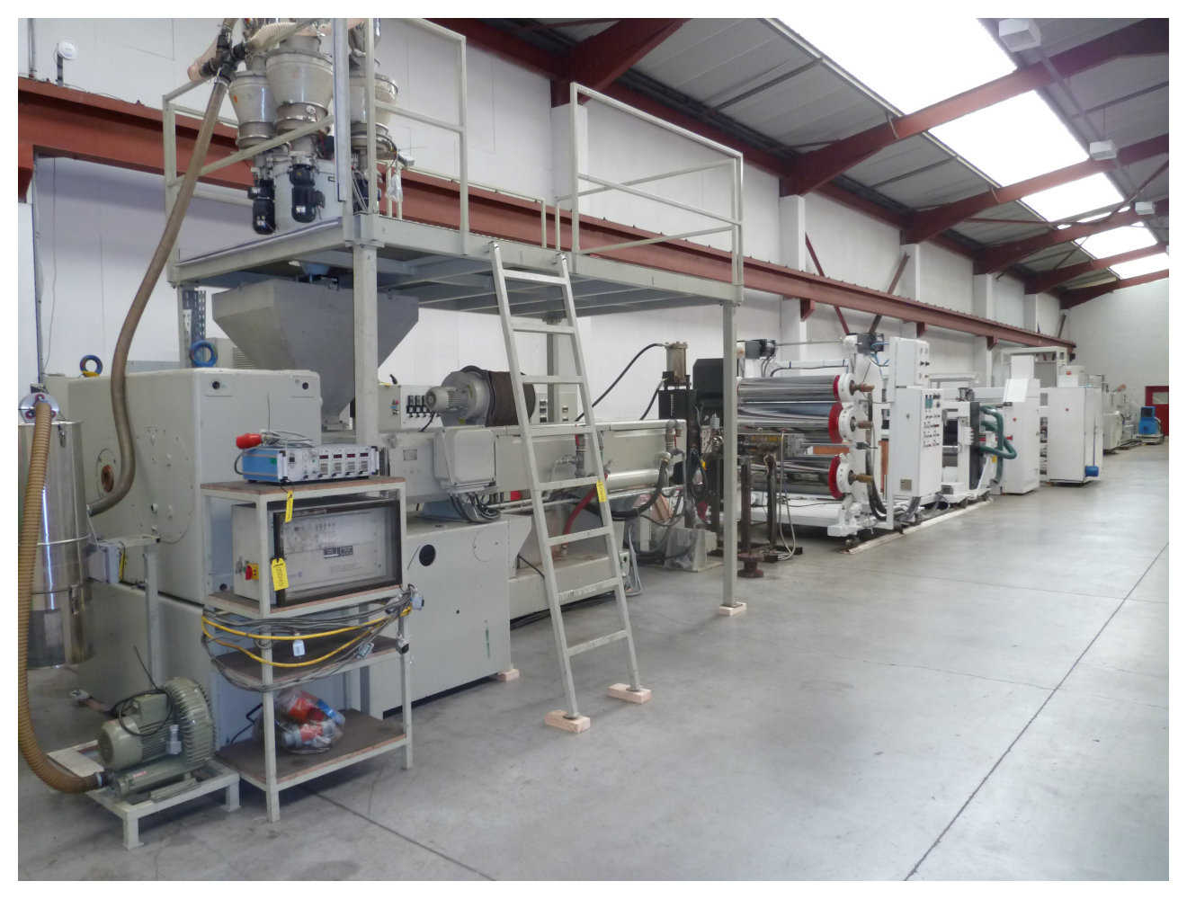 50mm wide S & B single screw extruder