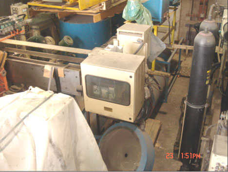 Husky 600 Ton Injection Moulding Machine_6