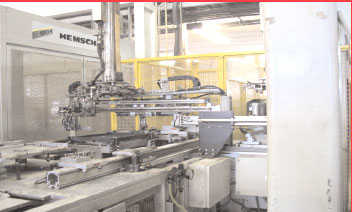 Hemscheidt HPM 1000 Ton Injection Moulding Machine_3