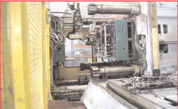 Hemscheidt HPM 1000 Ton Injection Moulding Machine_4
