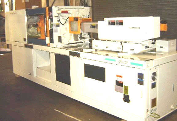 Niigata-150 ton-Injection Molding Machine-1