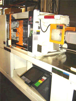 Niigata-150 ton-Injection Molding Machine-6