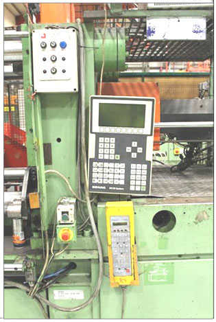 Demag 325 ton Injection Molding Machine-2