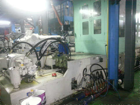 Aoki Stretch Blow Molding Machine-1