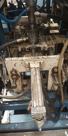 2.5 Litre To 20 Litre Blow Moulding Machine-2
