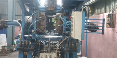 2.5 Litre To 20 Litre Blow Moulding Machine-3