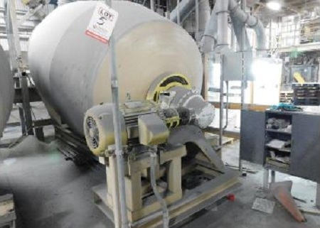 403 Cu.Ft. Working Capacity Jaeger Rotating Batch Blender