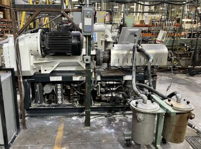Cincinnati Milacron Conical Twin Screw Extruder-2