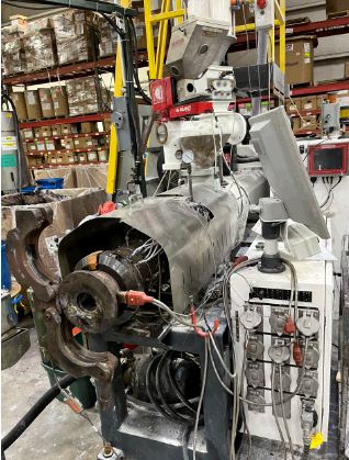 Cincinnati Milacron Conical Twin Screw Extruder-3