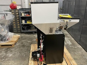 Conair 950 Lbs/Hr Blenders -1