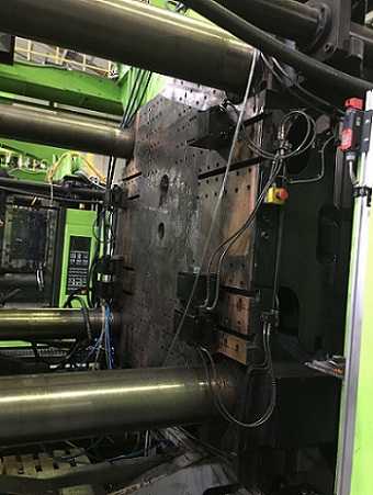 Injection Moulding Machine-3