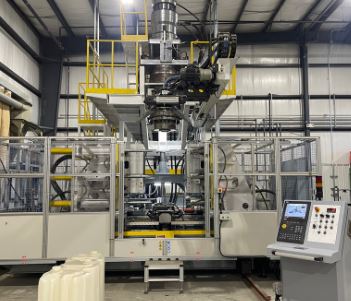 Fong Kee Blow Moulding Machine -1