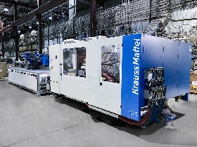 Krauss Maffei 1000 Ton Injection Moulding Machine-1