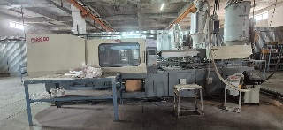 Nissei 280 Ton Injection Moulding Machine - 1