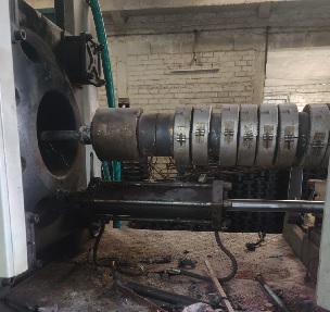 Rasa 380 Ton Injection Moulding Machine - 2