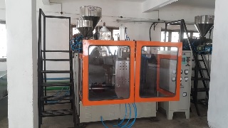 SMP 5 Liter Blow Moulding Machine -2