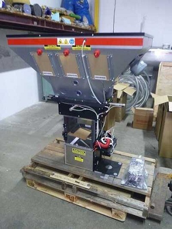 Maguire Four Components Gravimetric Blender