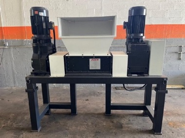 Zuick Dual Shaft Shredder-1
